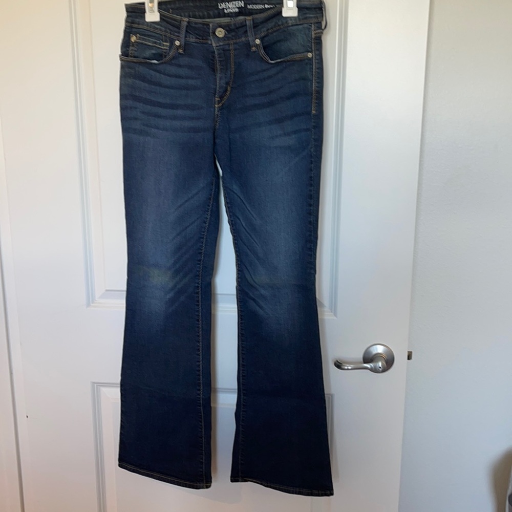 Levi’s dark bootcut jeans